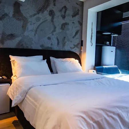 The Bubbles - Jacuzzi 3*