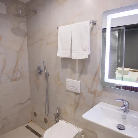 The Bubbles - Jacuzzi 3*