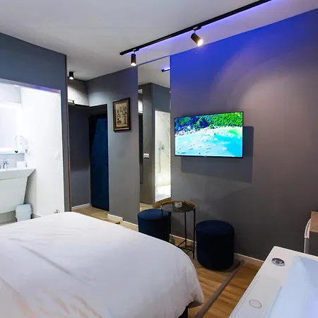 Hotel The Bubbles - Jacuzzi 3*