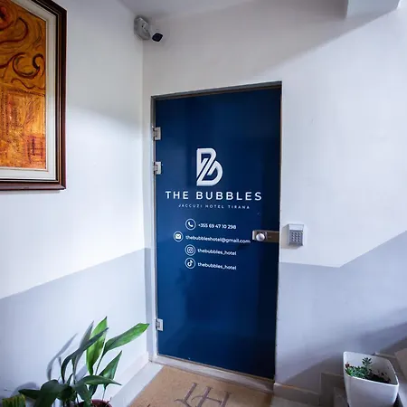 Hotel The Bubbles - Jacuzzi Tirana