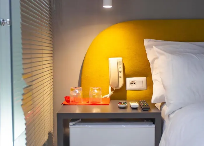 Hotel The Bubbles - Jacuzzi Tirana